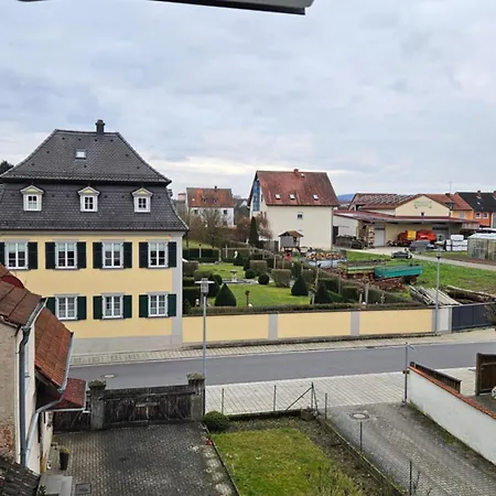 Bema Apartments Hallstadt - Modern, Ruhige Lage Mit Balkon In Unmittelbarer Naehe Von Bamberg - One & Two