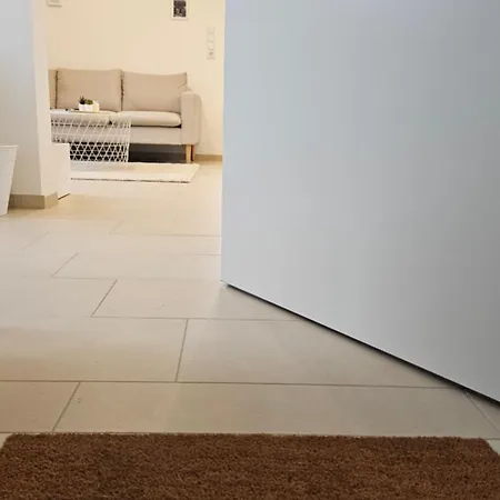 Apartamento Bema Apartments Hallstadt - Modern, Ruhige Lage Mit Balkon In Unmittelbarer Naehe Von Bamberg - One & Two *